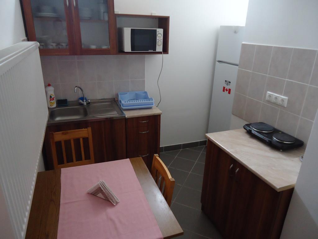Harmony Panzio Bed & Breakfast Hajduszoboszlo Room photo